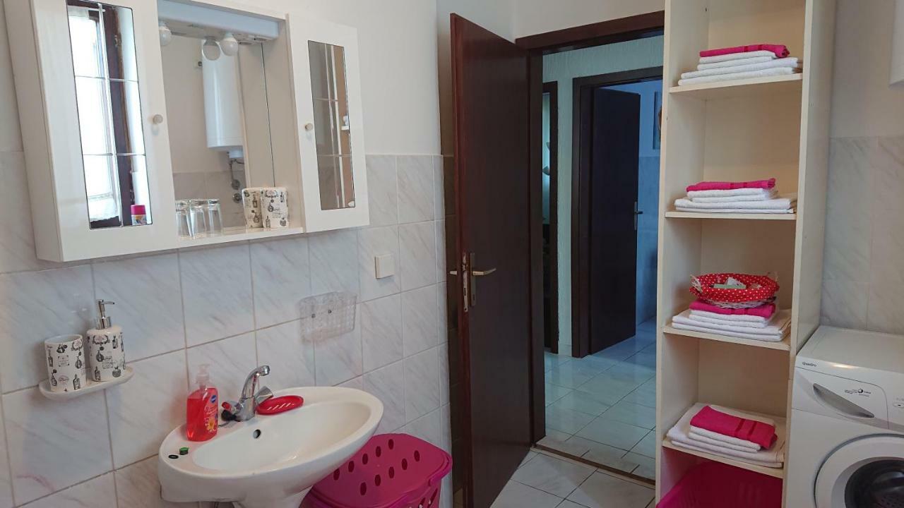 Apartment Devcic Пореч Екстер'єр фото