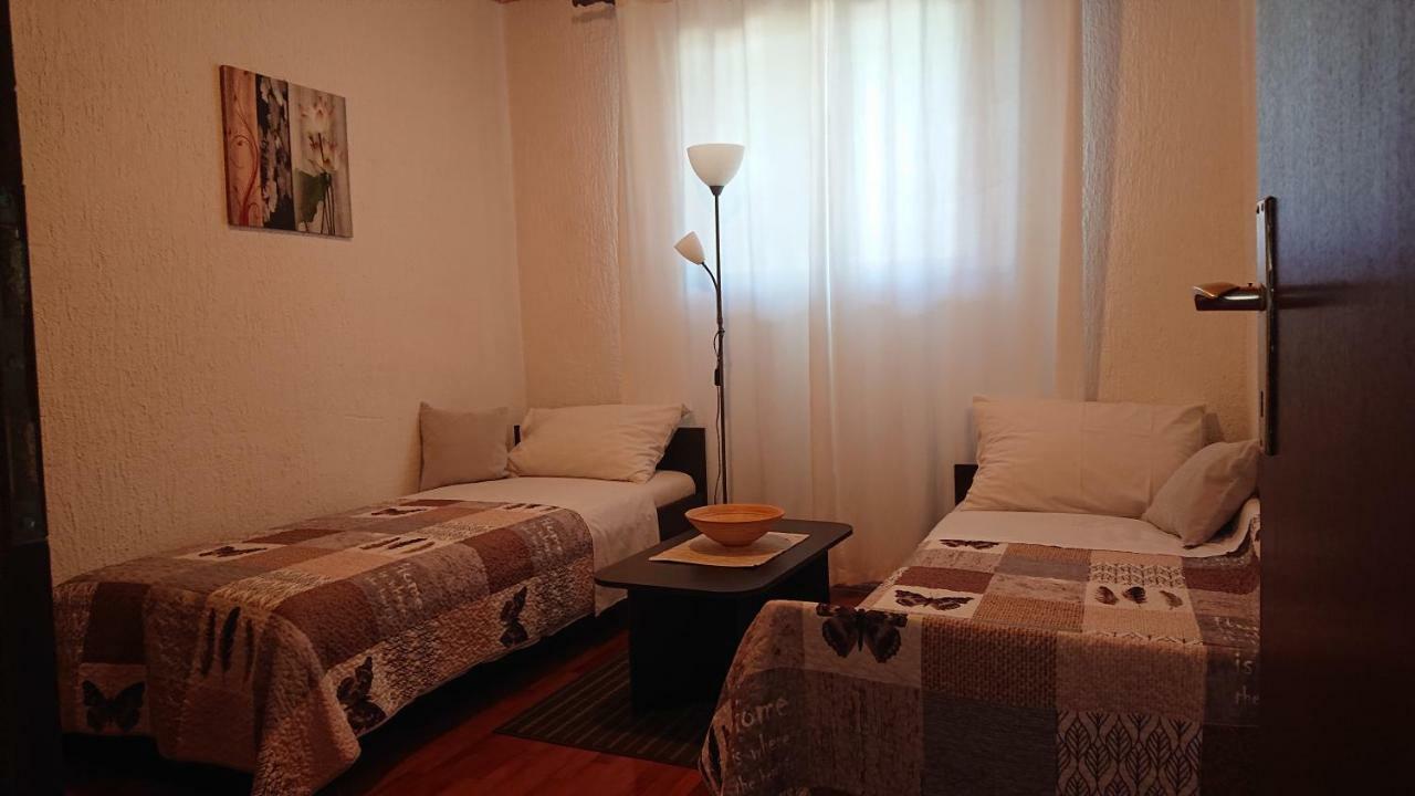 Apartment Devcic Пореч Екстер'єр фото